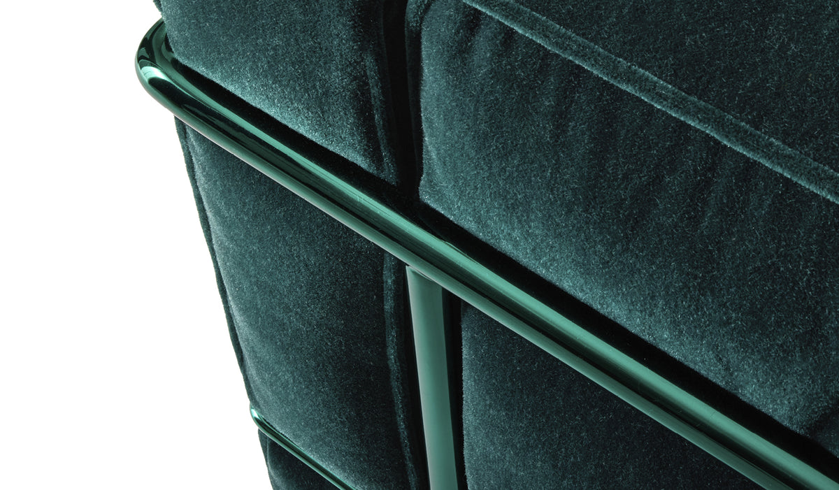 Fauteuil 2 Grand Confort (LC2) petit modèle, édition 60 ans - Cassina-détail du velours vert et du tube-Cassina