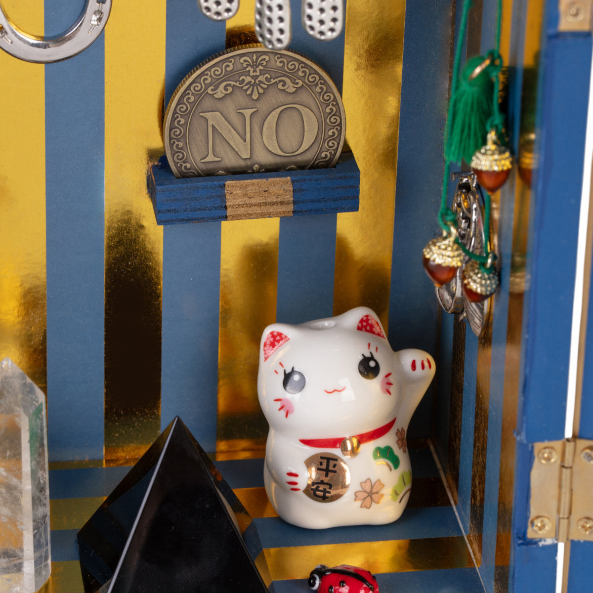 Objet Lucky Temple de Antar Elena Borghi - Seletti-vue 9-The Woods Gallery