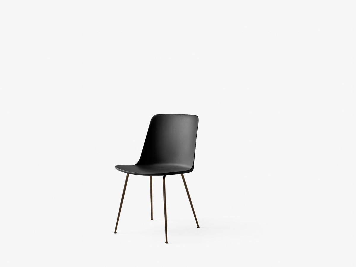 Chaise Rely HW6 Noir piètement tube bronze - &Tradition
