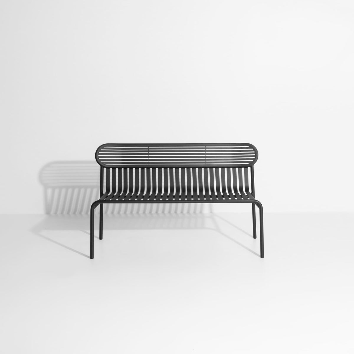 Banc de jardin Week-End de Studio Brichet-Ziegler - Petite Friture-Noir-The Woods Gallery