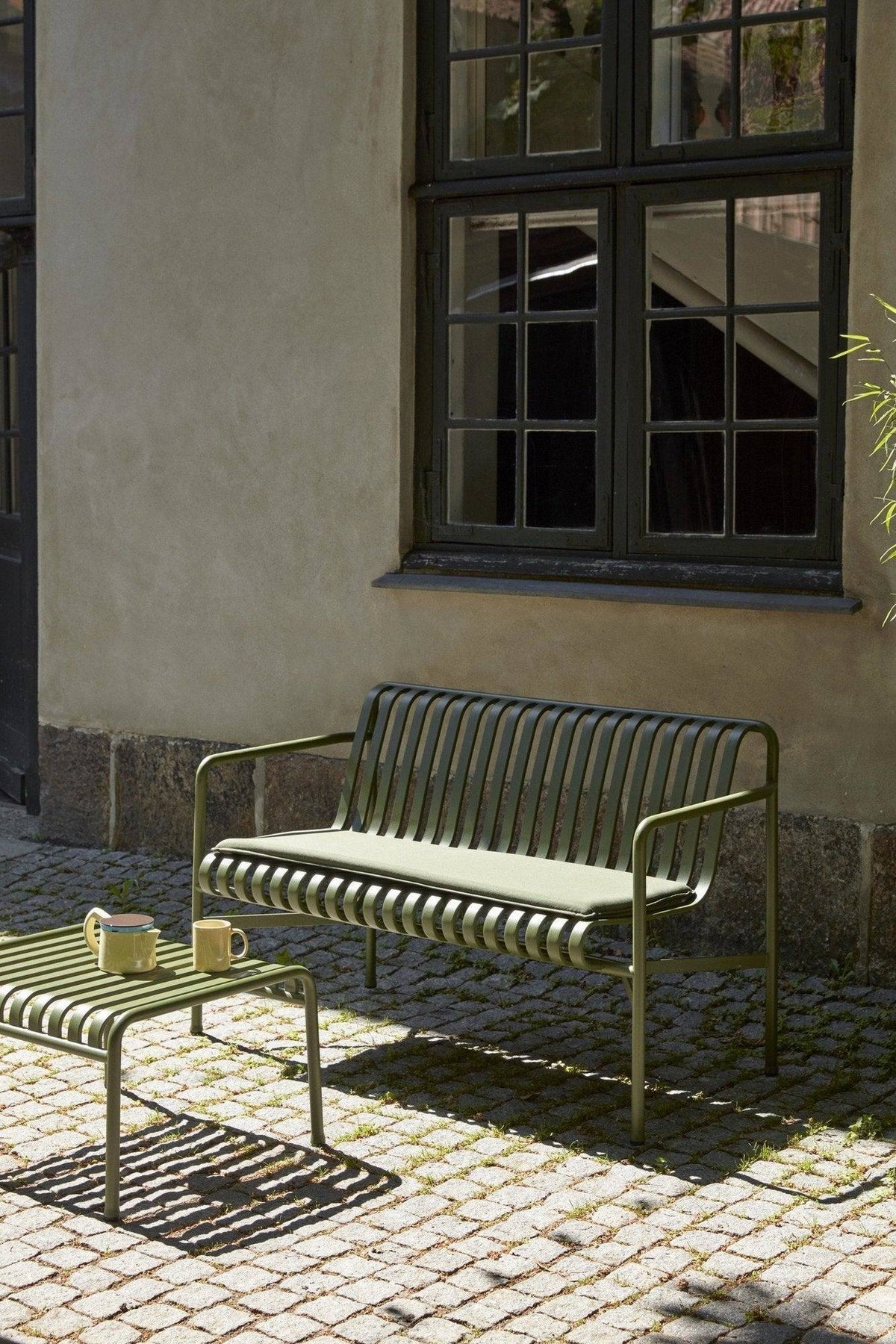 Banc de table Palissade - 128 cm - Hay-en situation 2-The Woods Gallery