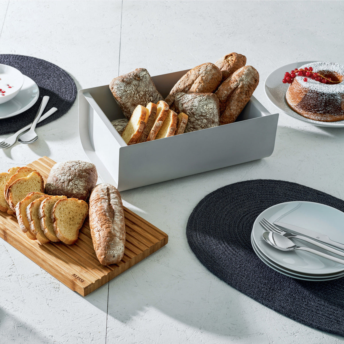 Boîte à pain Mattina de Big Game - Alessi-Gris-The Woods Gallery