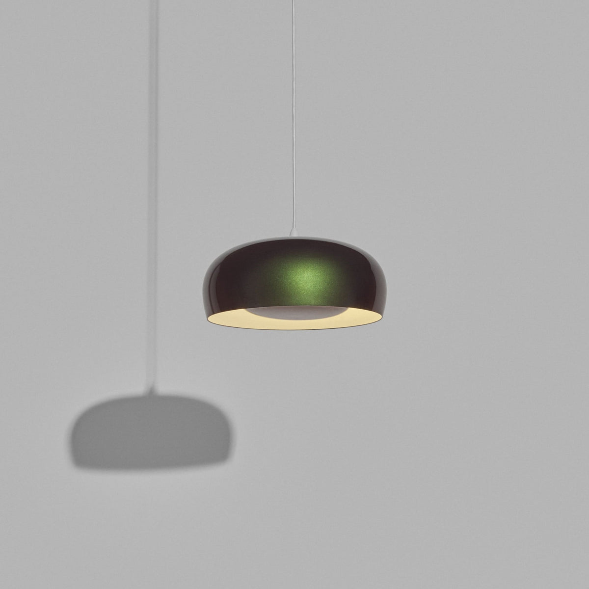 Brush Petite Suspension de Pierre Charrié - Petite Friture-Vert, autre vue-The Woods Gallery