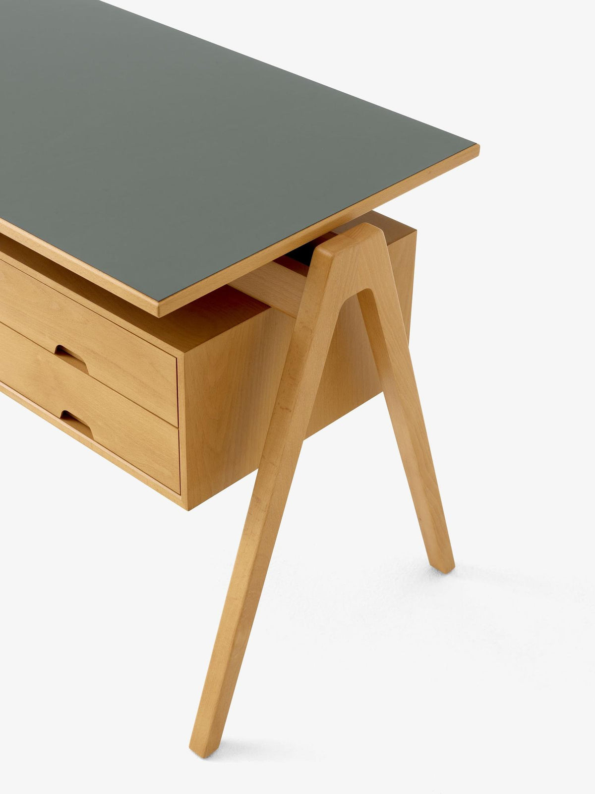 Bureau Daystak RD3 de Robin Day - &Tradition-Hêtre-The Woods Gallery