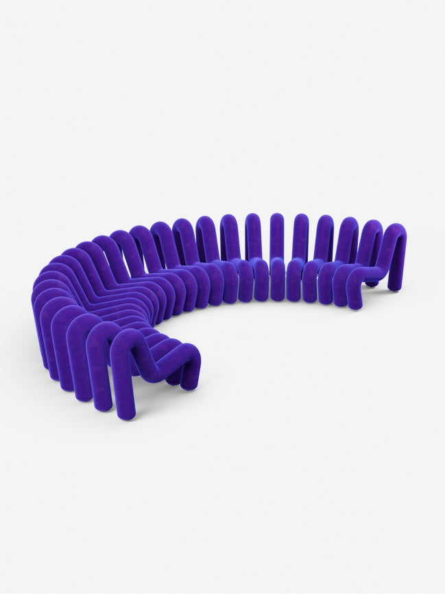 Canapé Extra Bold de Big Game - Moustache-composition en arc violet bleu-The Woods Gallery