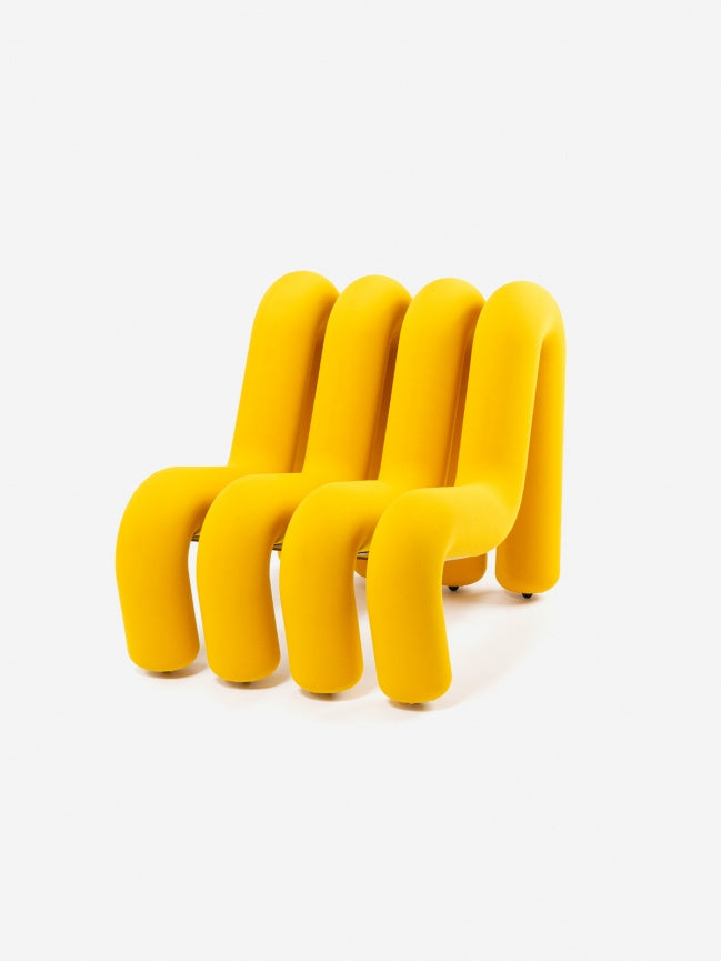 Canapé Extra Bold de Big Game - Moustache-fauteuil jaune-The Woods Gallery