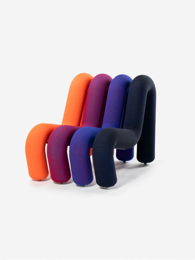 Canapé Extra Bold de Big Game - Moustache-fauteuil en séquence orange, violet et bleu-The Woods Gallery