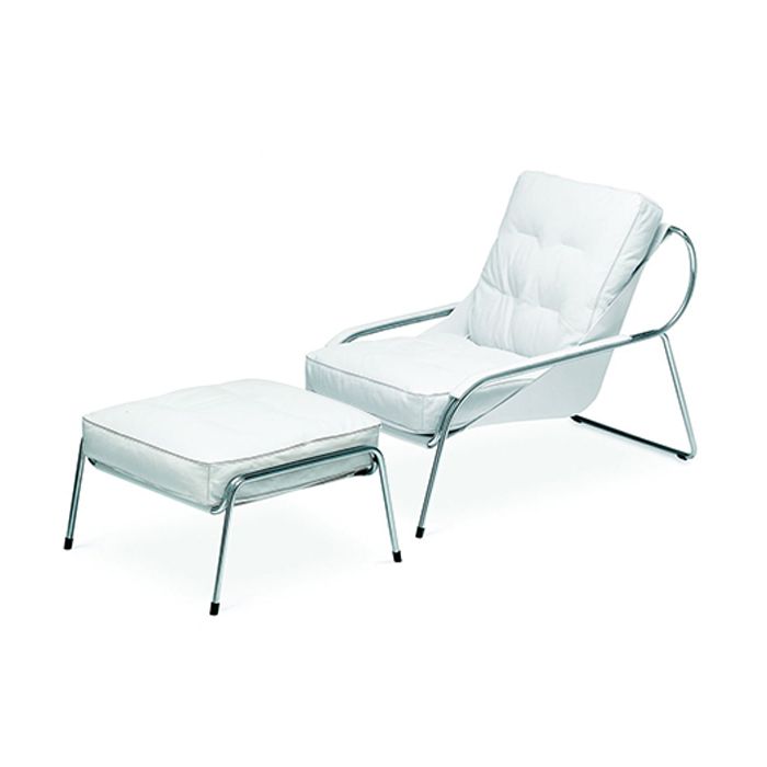 Chaise Longue Maggiolina par Marco Zanuso - Zanotta-le fauteuil et son repose-pieds, piètement chromé-The Woods Gallery
