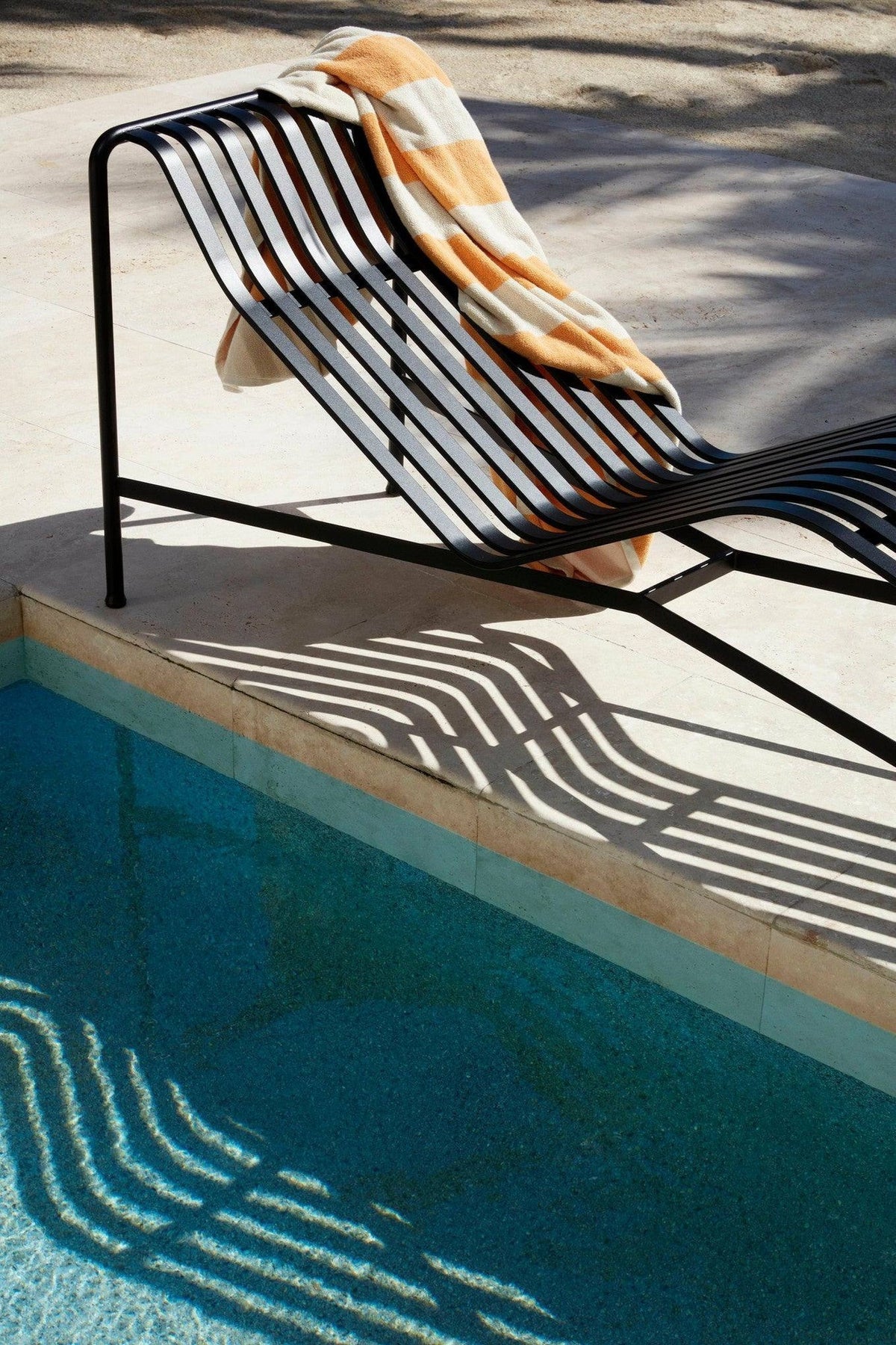 Chaise Longue Palissade - Hay-en situation 3-The Woods Gallery