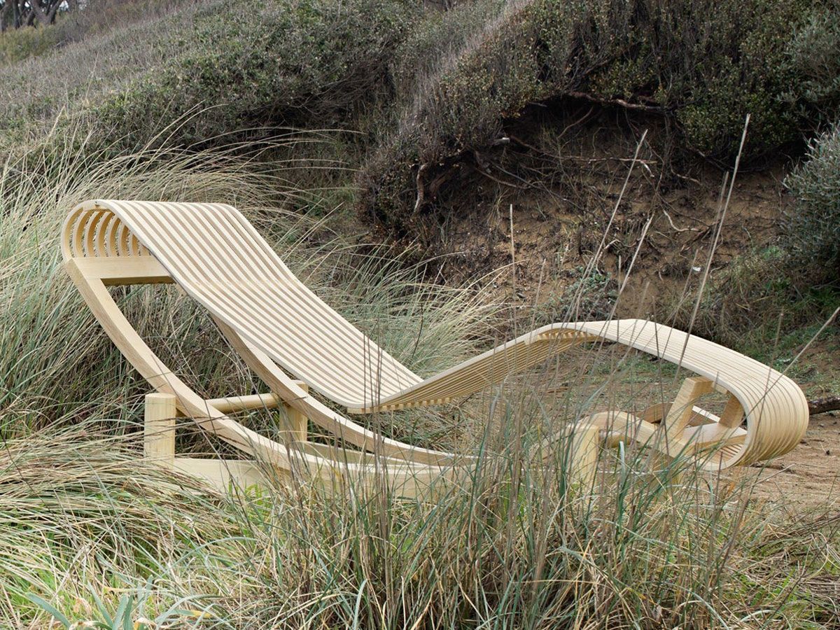 Chaise Longue Tokyo de Charlotte Perriand - Cassina-Bambou-Tapisserie Lipari Lin ivoire-The Woods Gallery