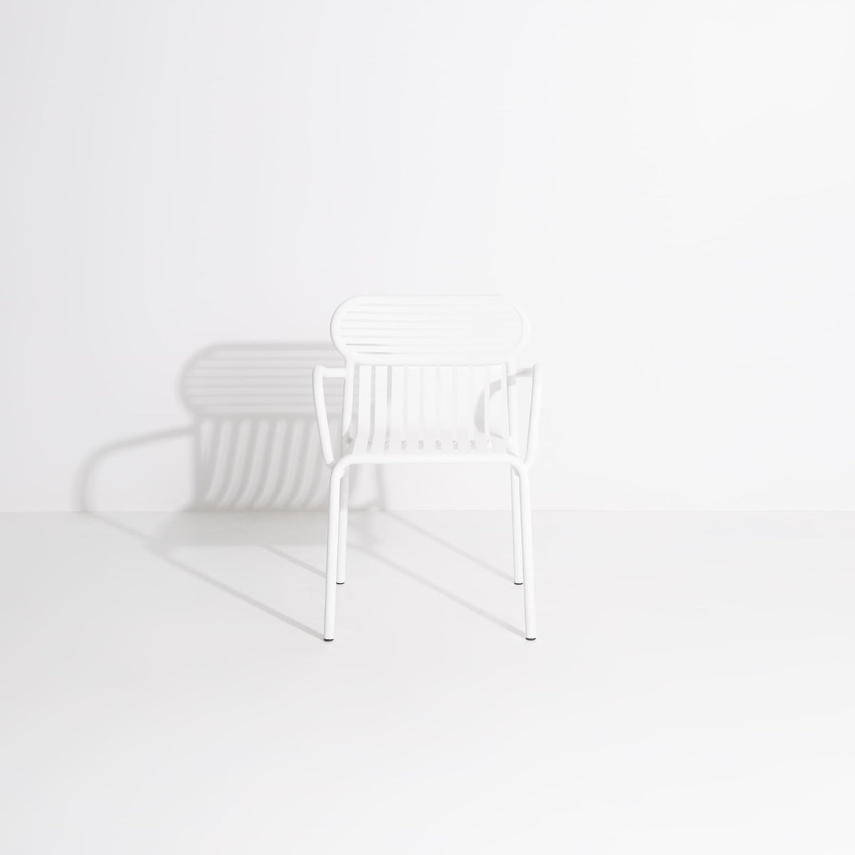 Chaise de jardin avec accoudoirs Week-End de Studio Brichet-Ziegler - Petite Friture-Blanc-The Woods Gallery