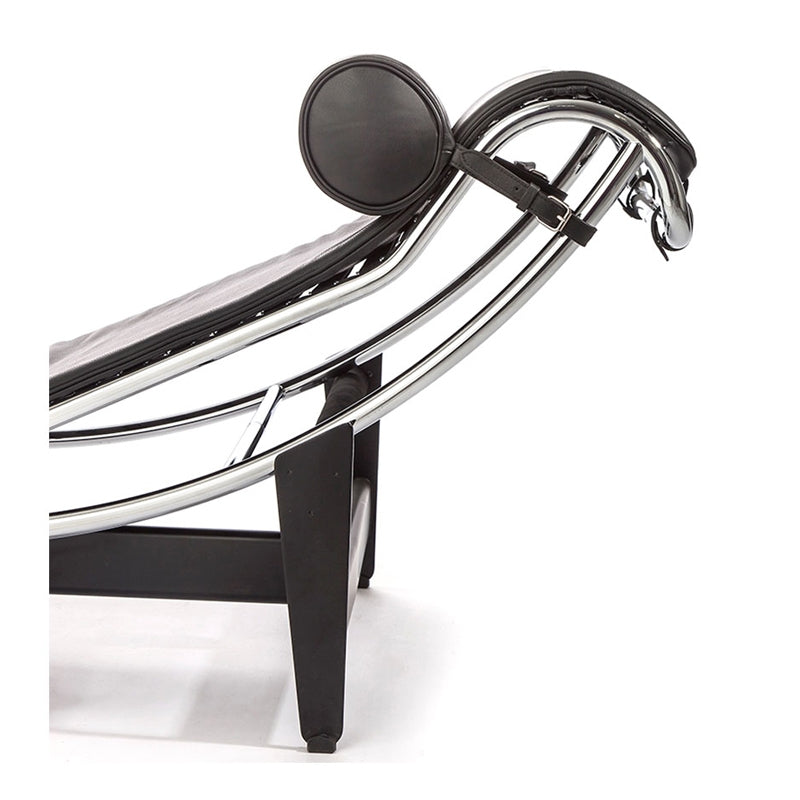 Chaise longue "4" en cuir - Cassina-détail de la têtière et de la structure chromée-Cassina