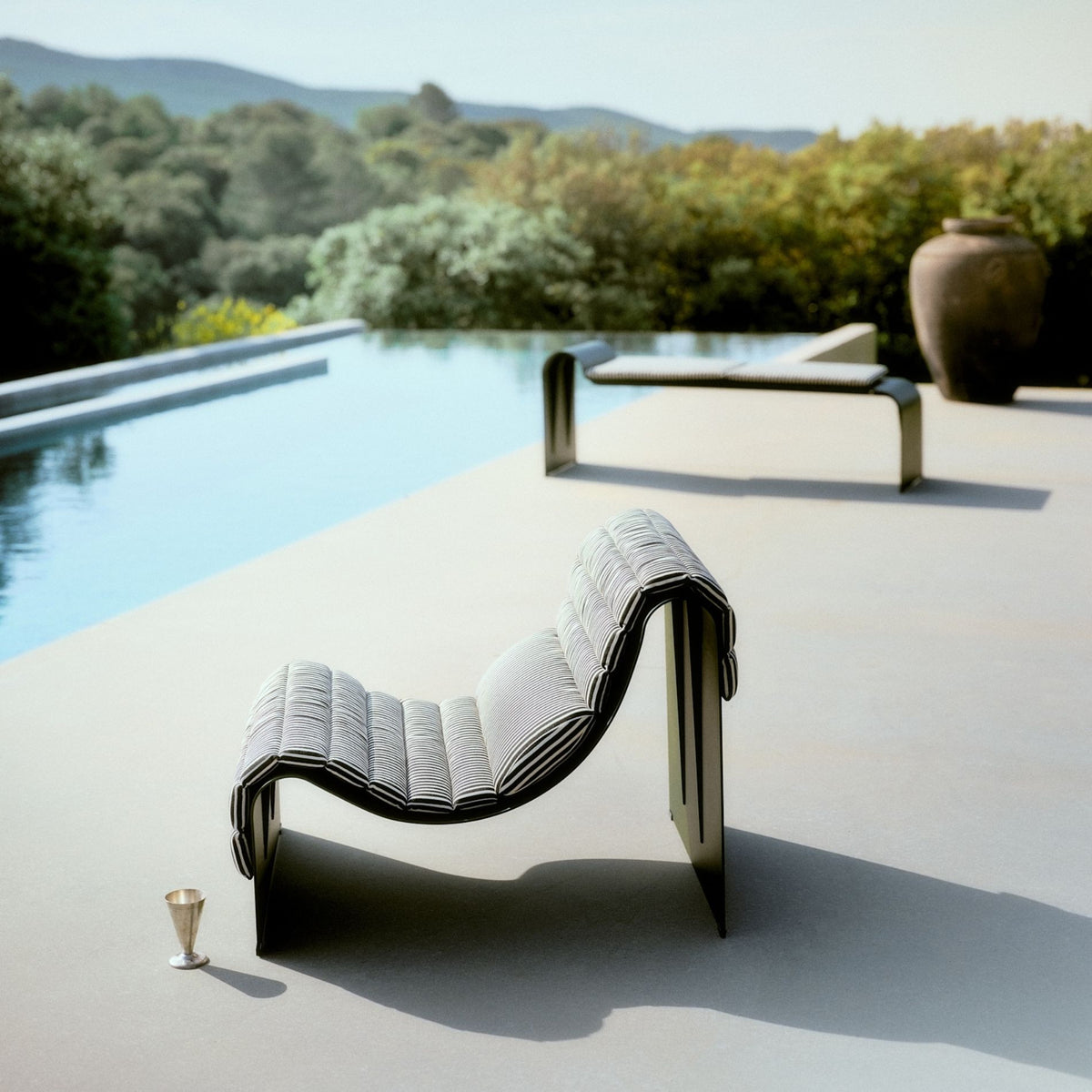 Chaise longue Eclipse de Garnier & Pingree - Petite Friture-autre vue-The Woods Gallery
