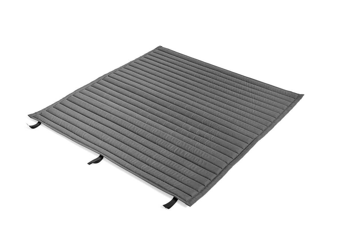 Coussin pour banc de table Palissade - Hay-Anthracite vue studio 4-The Woods Gallery