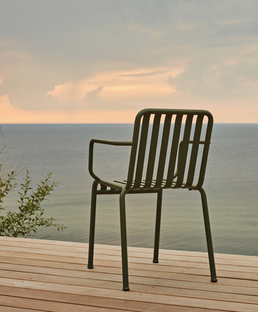 Fauteuil Palissade - Hay-en situation 2-The Woods Gallery