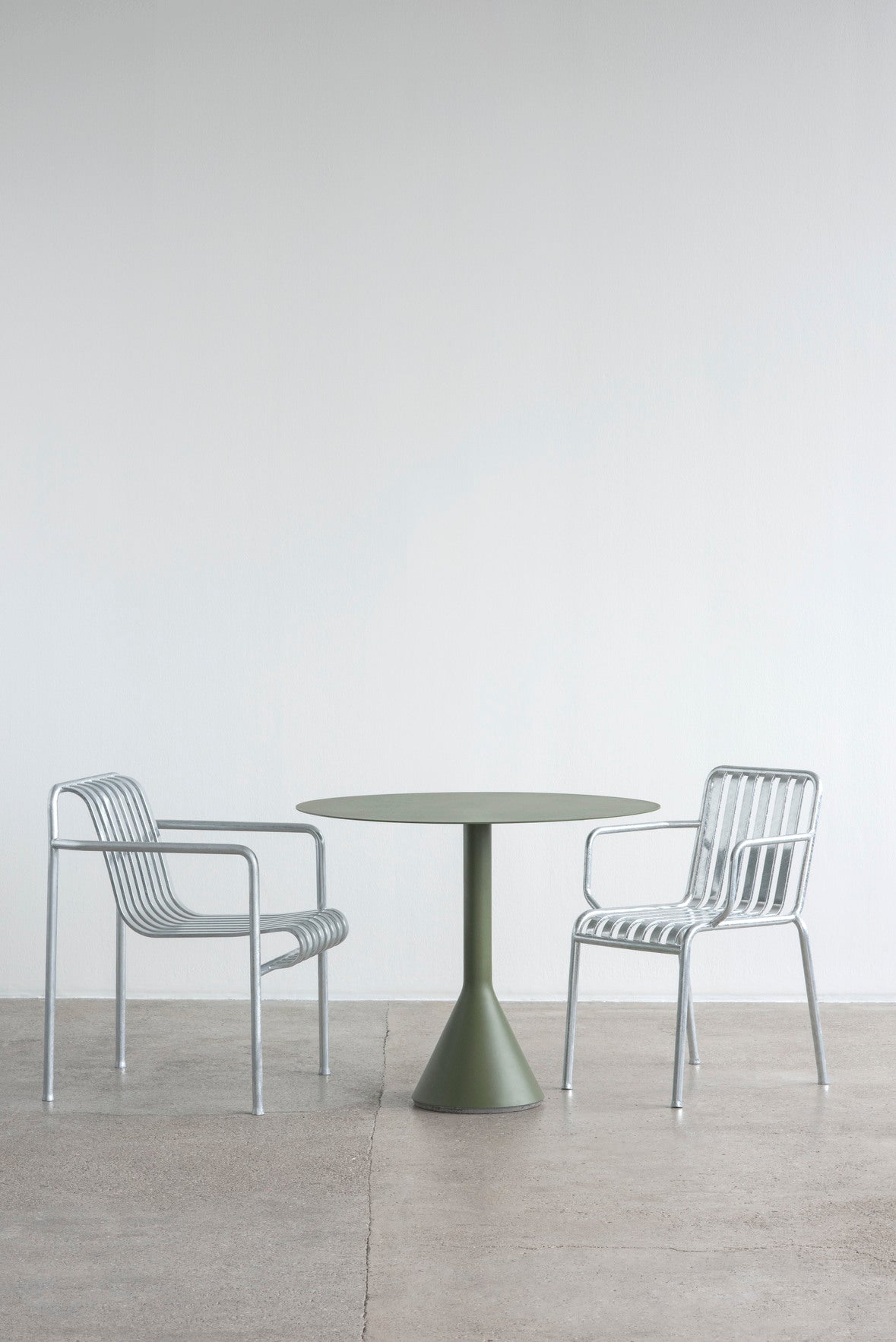 Fauteuil Palissade - Hay-en situation 4-The Woods Gallery