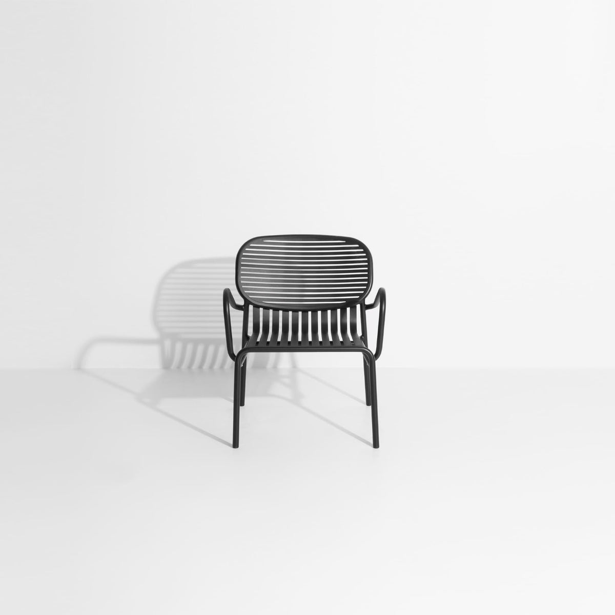 Fauteuil de jardin Week-End de Studio Brichet-Ziegler - Petite Friture-Noir-The Woods Gallery