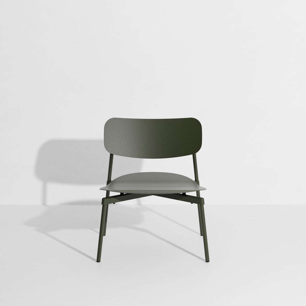 Fauteuil lounge Fromme de Tom Chung - Petite Friture-Vert bouteille-The Woods Gallery
