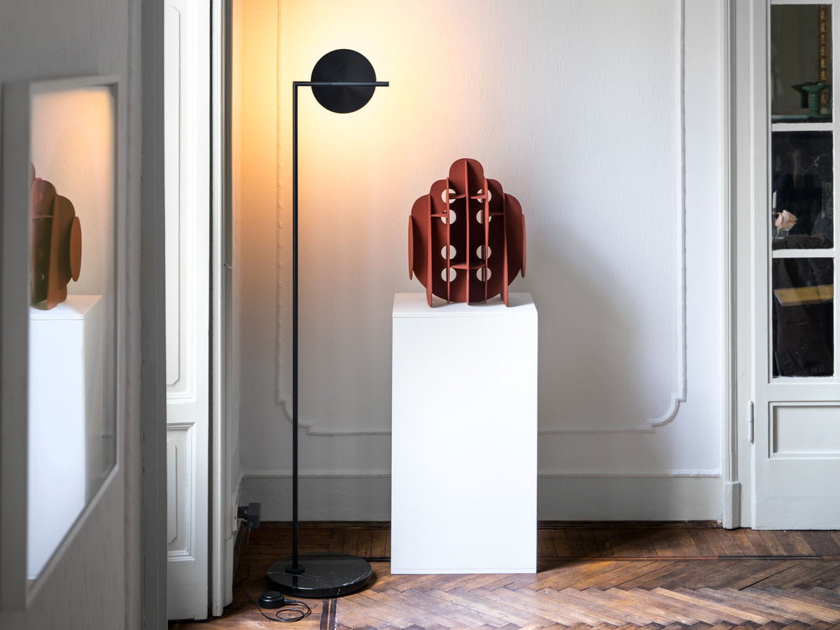 Lampadaire Captain Flint de Michael Anastassiades - Flos-Noir-The Woods Gallery
