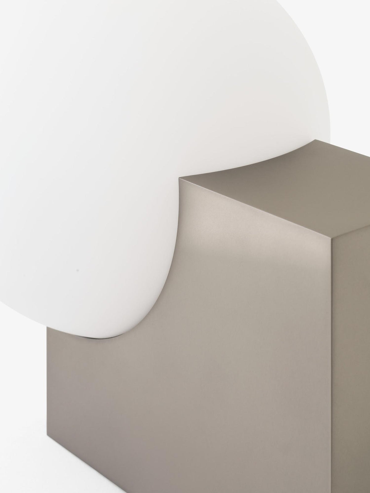Lampadaire Journey SHY4 - &Tradition-Acier brossé-The Woods Gallery