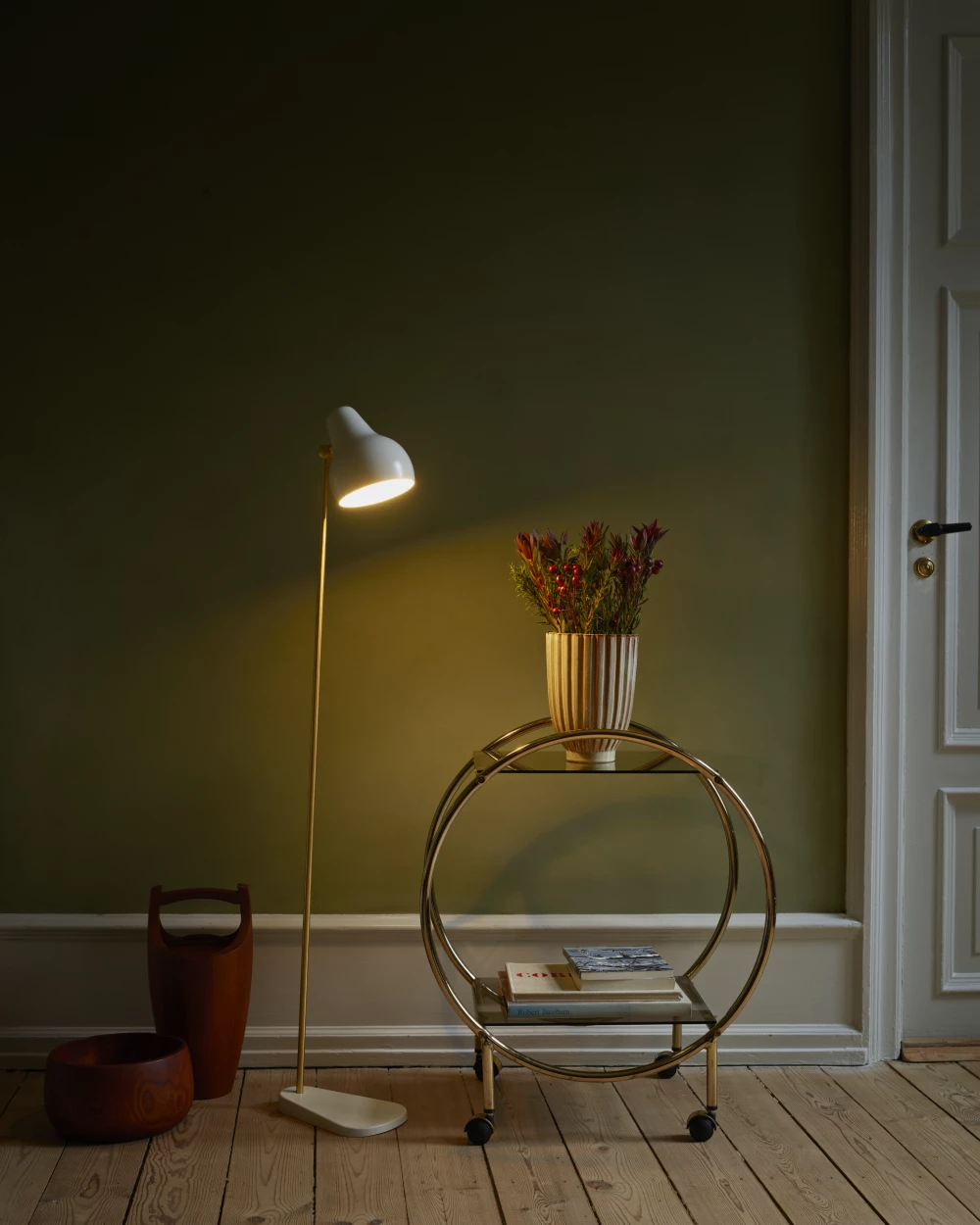 Lampadaire VL38 - Louis Poulsen-Blanc-The Woods Gallery