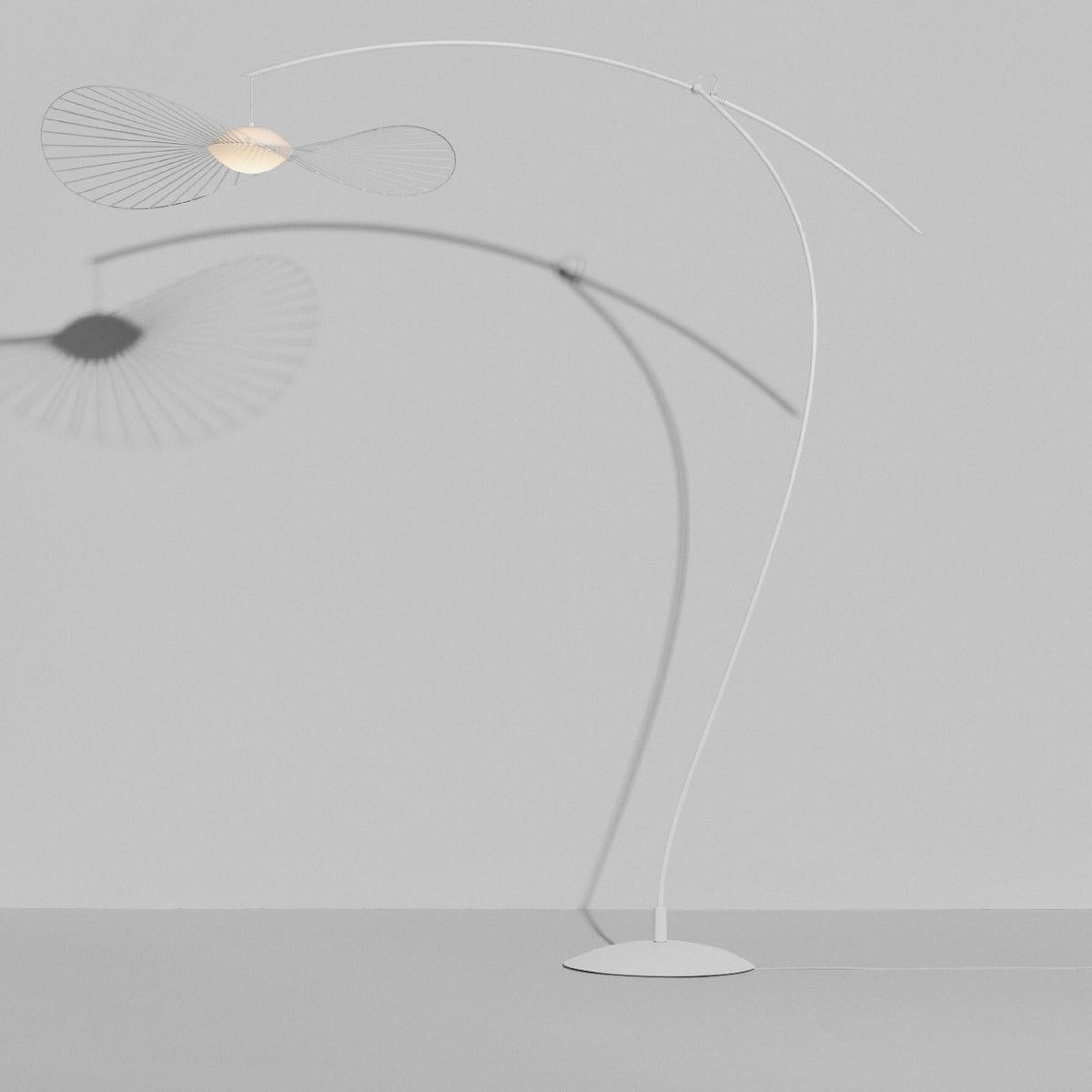 Lampadaire Vertigo Nova de Constance Guisset - Petite Friture-Blanc, détail-The Woods Gallery