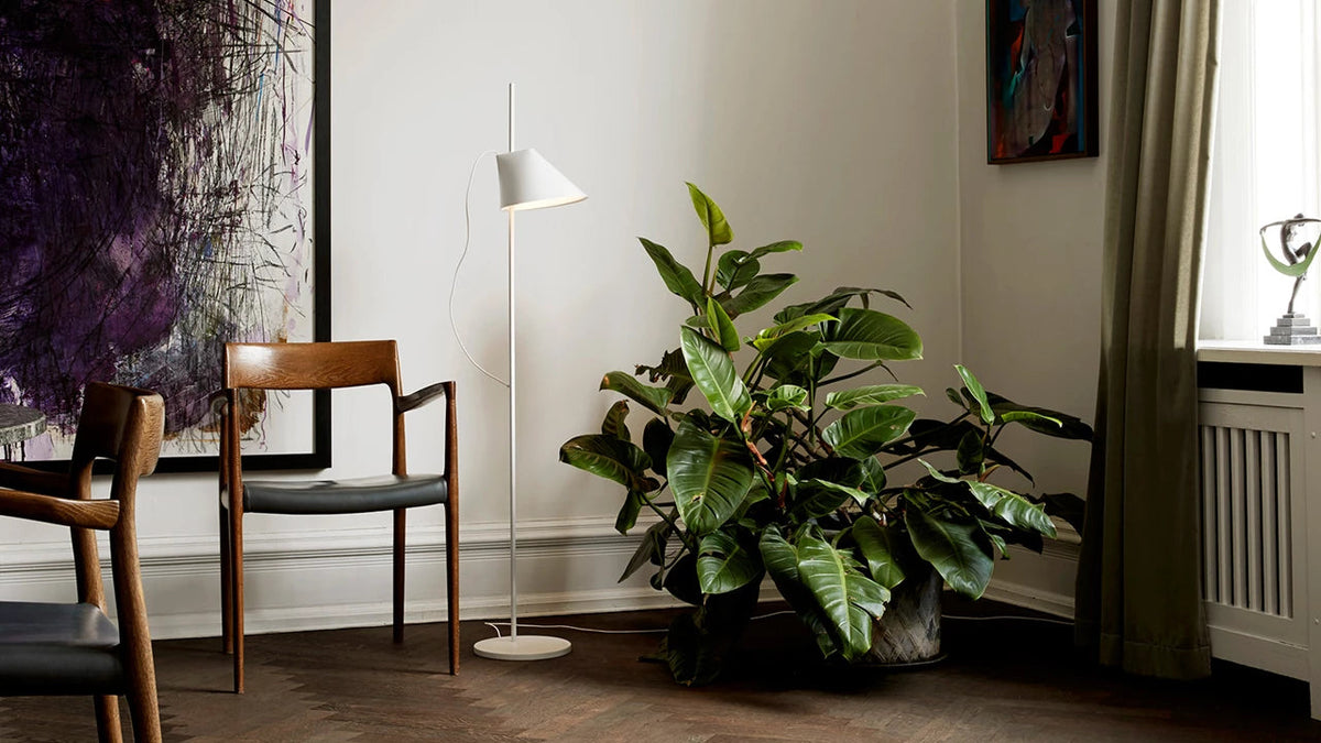 Lampadaire Yuh - Louis Poulsen-Noir-The Woods Gallery