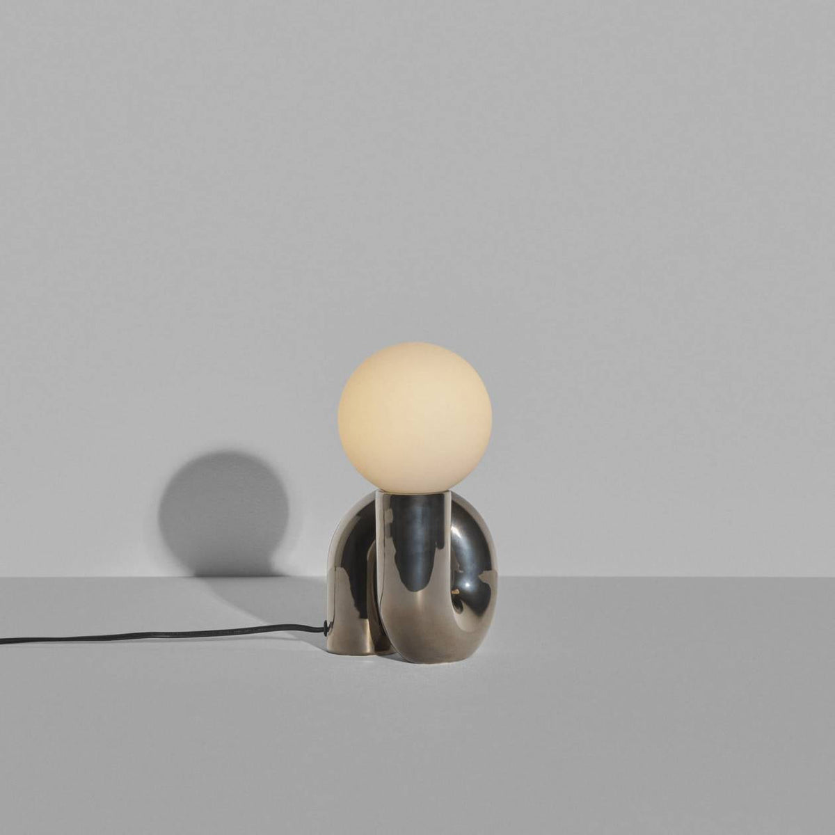 Lampe Neotenic S - Petite Friture-Platine-The Woods Gallery