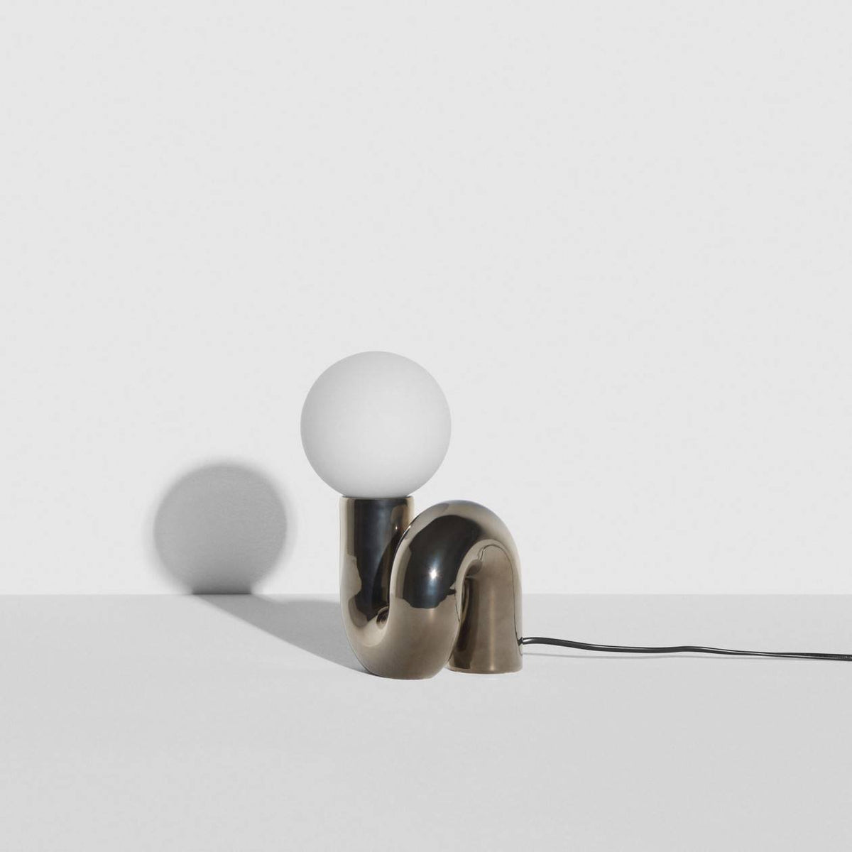Lampe Neotenic S - Petite Friture-Platine-The Woods Gallery