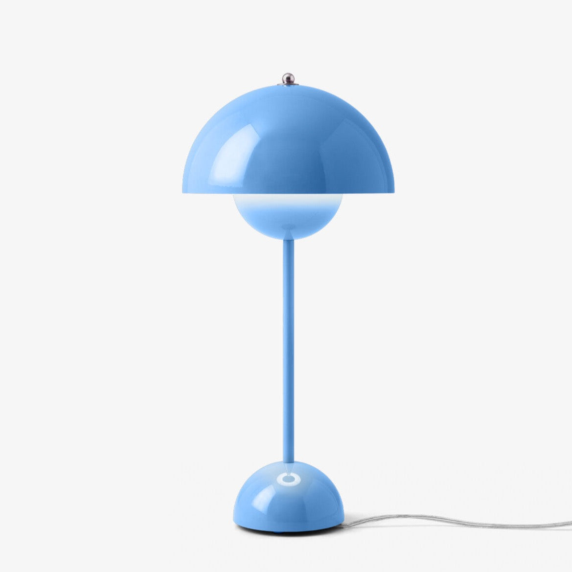 Lampe de table Flowerpot VP3 de Verner Panton - &Tradition-Bleu piscine-The Woods Gallery