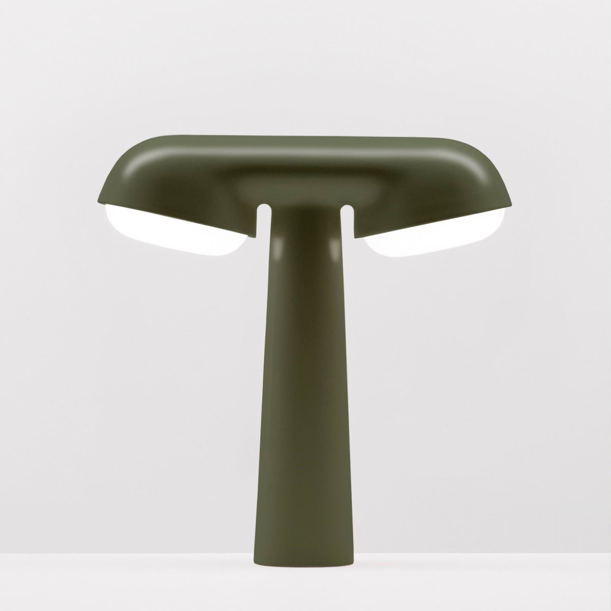 Lampe de table TGV Coéditée de Ionna Vautrin - Moustache-Kaki-The Woods Gallery