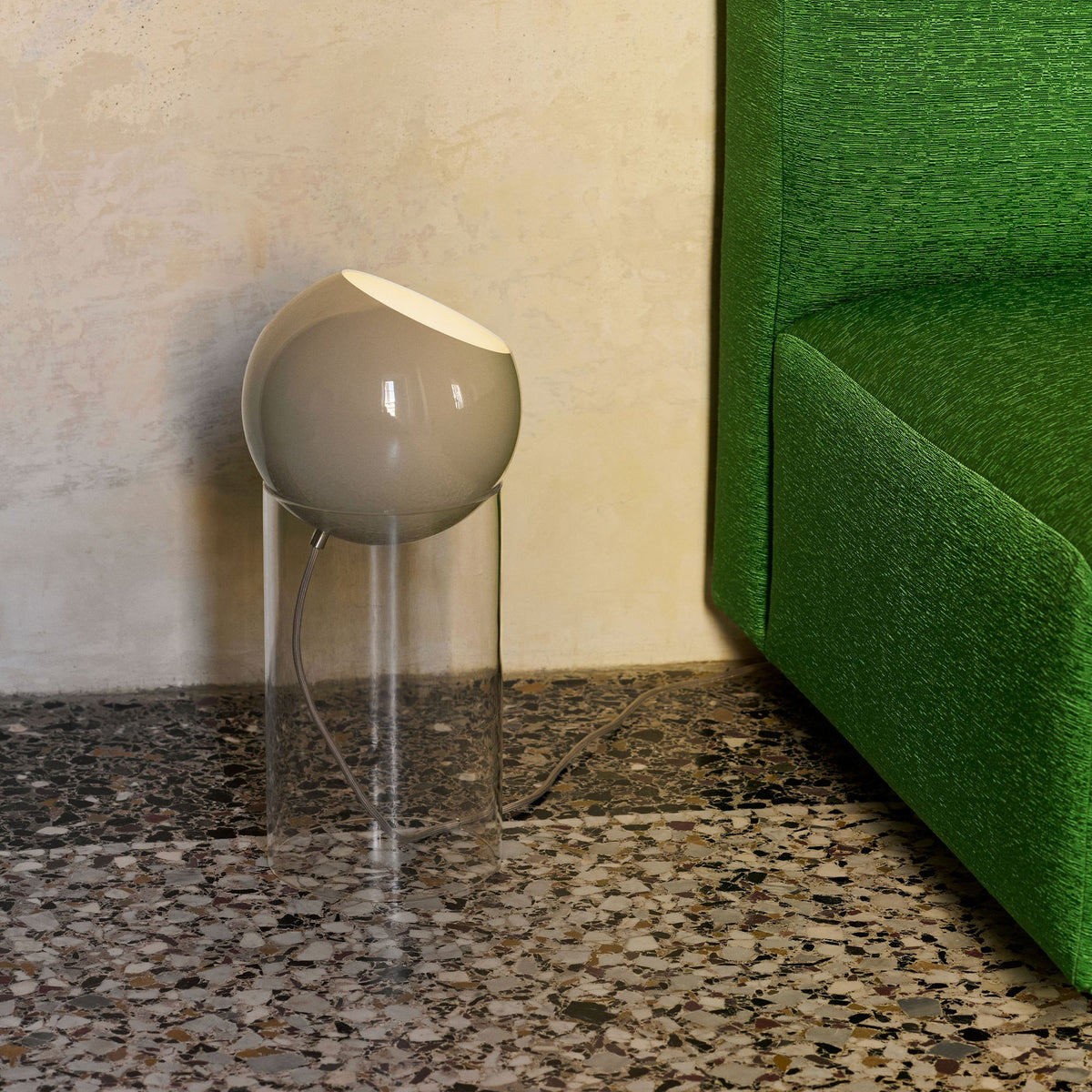 Lampe de table Topan VP14 H 46 cm - Verner Panton-Rouge vermillon-The Woods Gallery