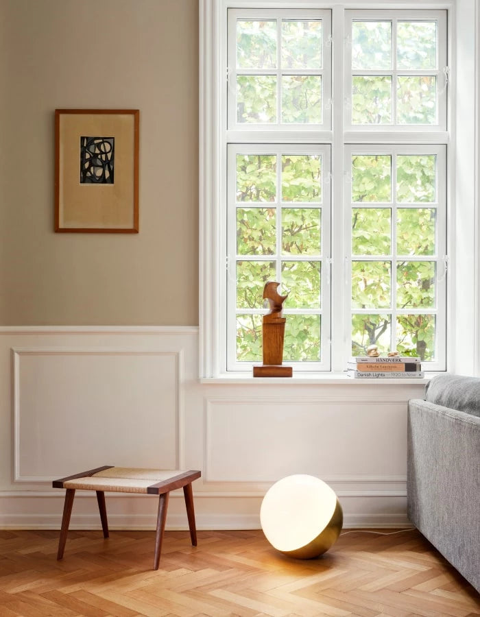 Lampe de table VL Studio - Louis Poulsen-Noir-150-The Woods Gallery