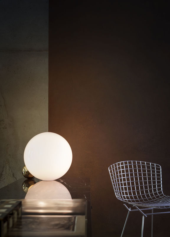 Lampe de table copycat - Flos-Noir-The Woods Gallery