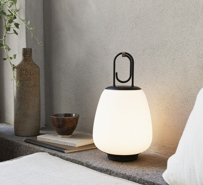 Lampe nomade Lucca SC51 par Space Copenhagen- &Tradition-Noir-The Woods Gallery