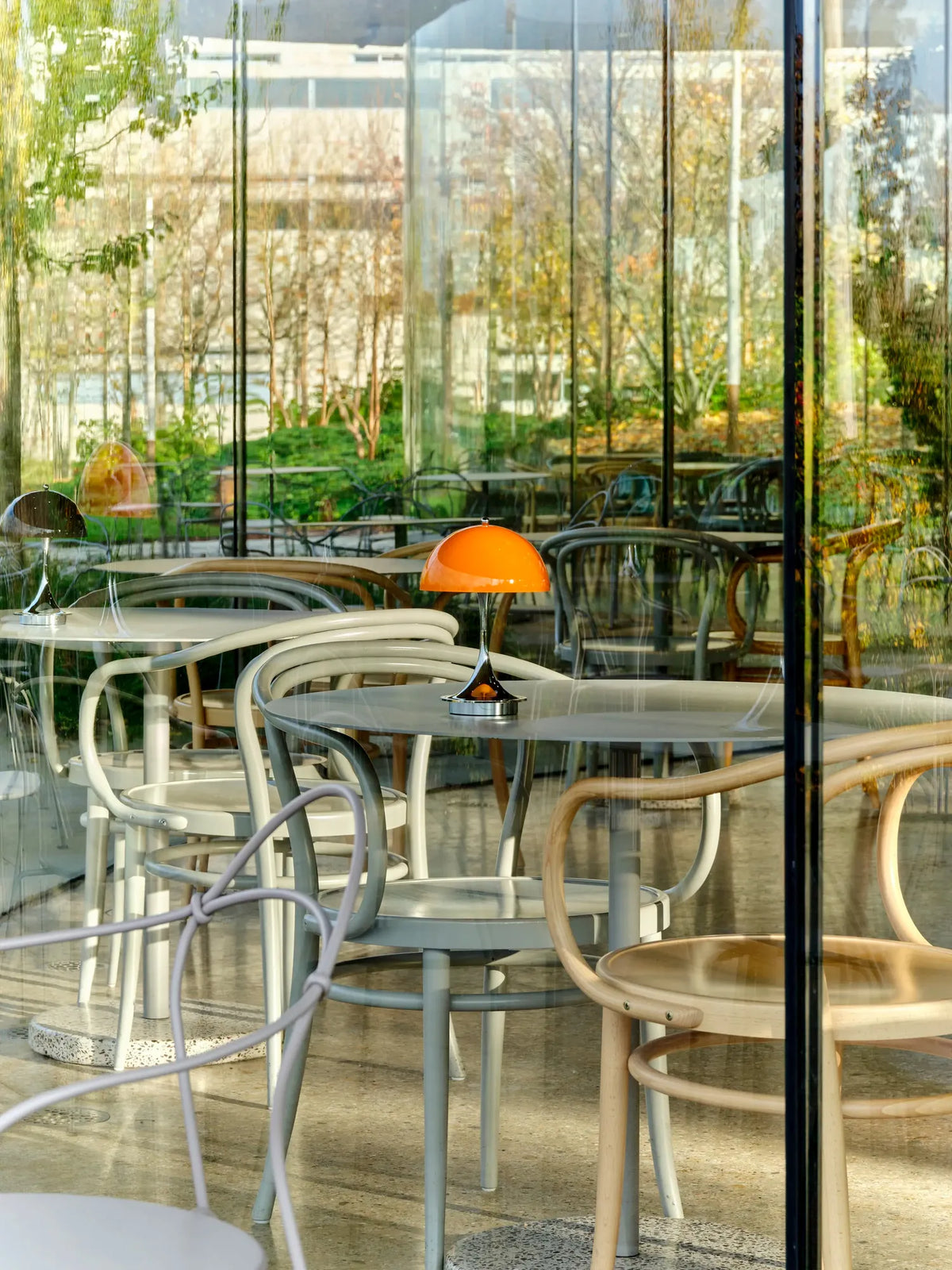 Lampe portable Panthella 160 The Originals de Verner Panton - Louis Poulsen-Orange-The Woods Gallery