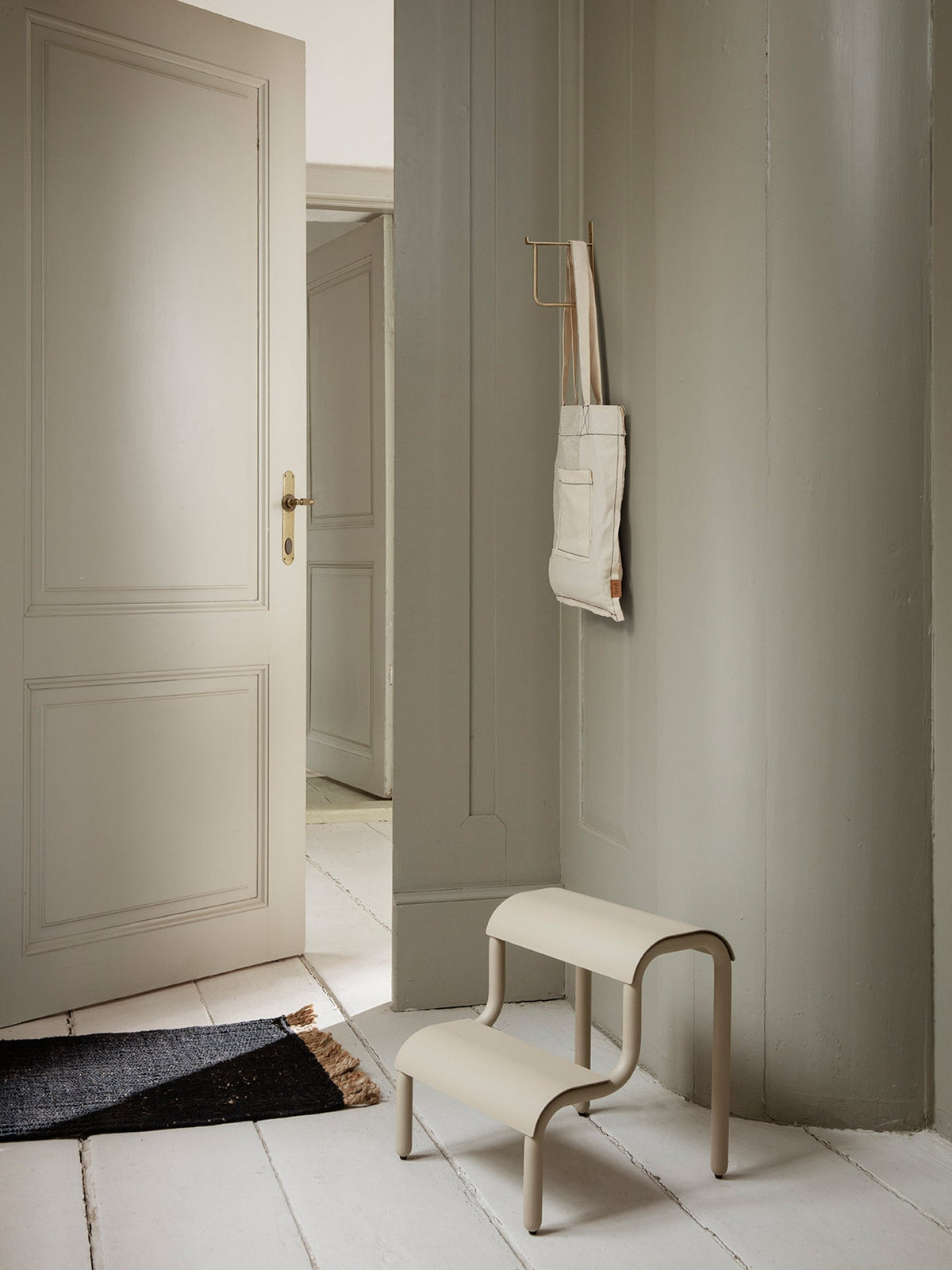 Marche pied Up - Ferm Living-Cachemire-The Woods Gallery