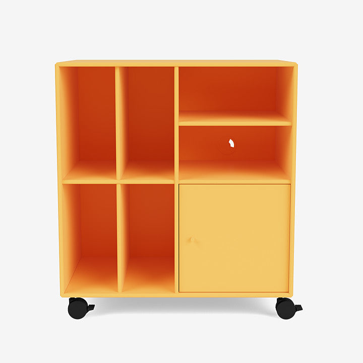 Meuble de Rangement Spin II par Peter J. Lassen - Montana-166 Acacia-Roulettes h 6.8cm-The Woods Gallery