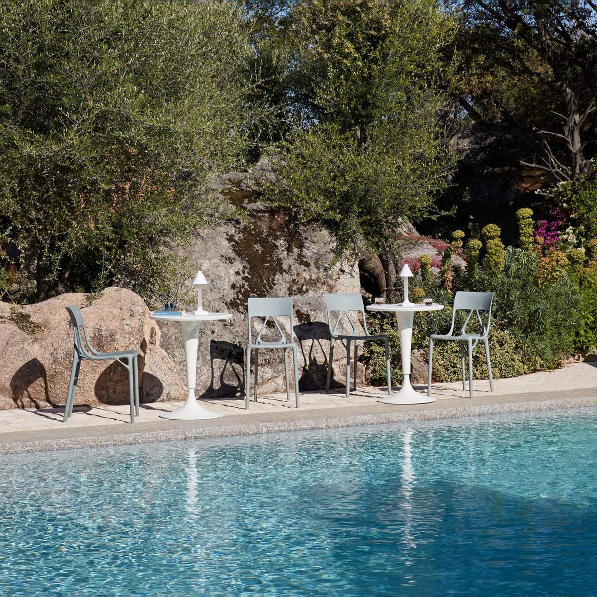 Nouveauté Chaise empilable A.I Lite de Philippe Starck - Kartell-Vert-The Woods Gallery
