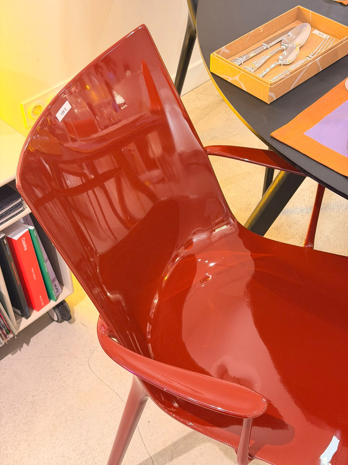 Chaise H.H.H bordeaux de Philippe Starck - Kartell - 4 modèles d&