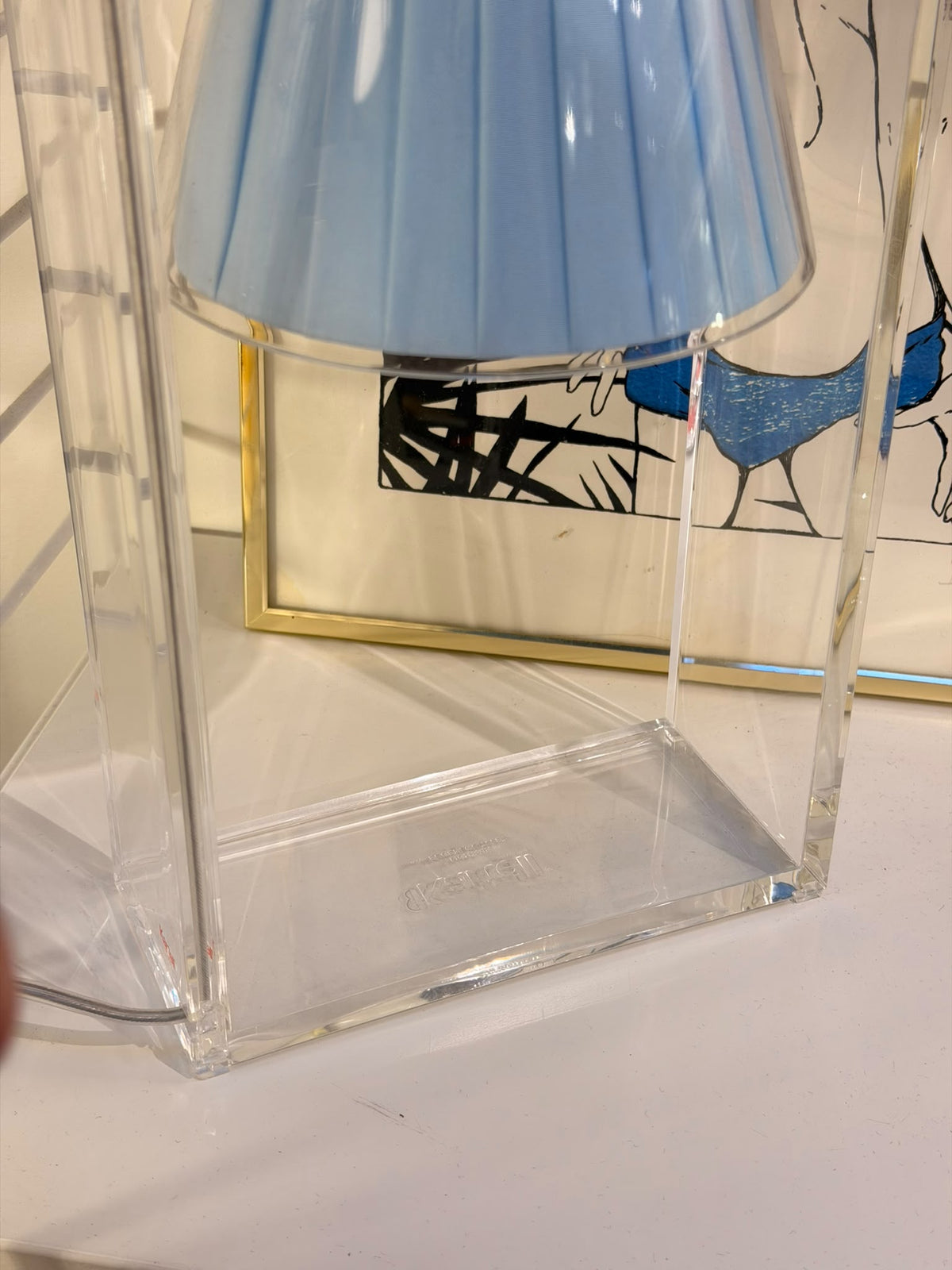Lampe de table Light-Air Tissu bleu ciel - Kartell - modèle d&