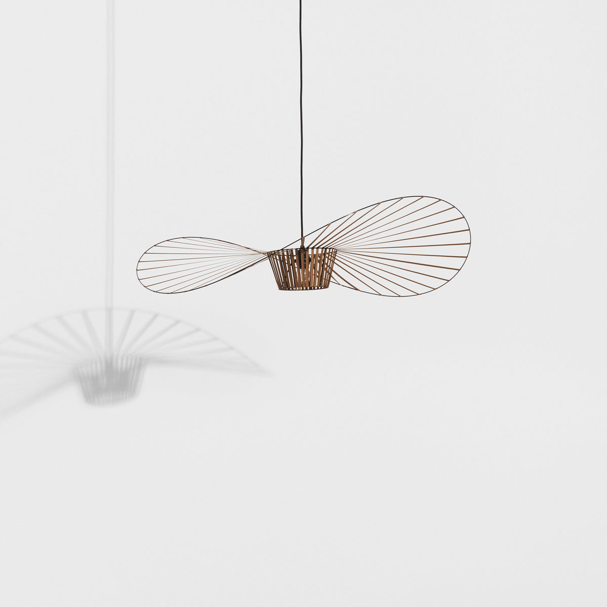 Petite Suspension Vertigo Ø110 cm de Constance Guisset - Petite Friture-Cuivre, détail-The Woods Gallery