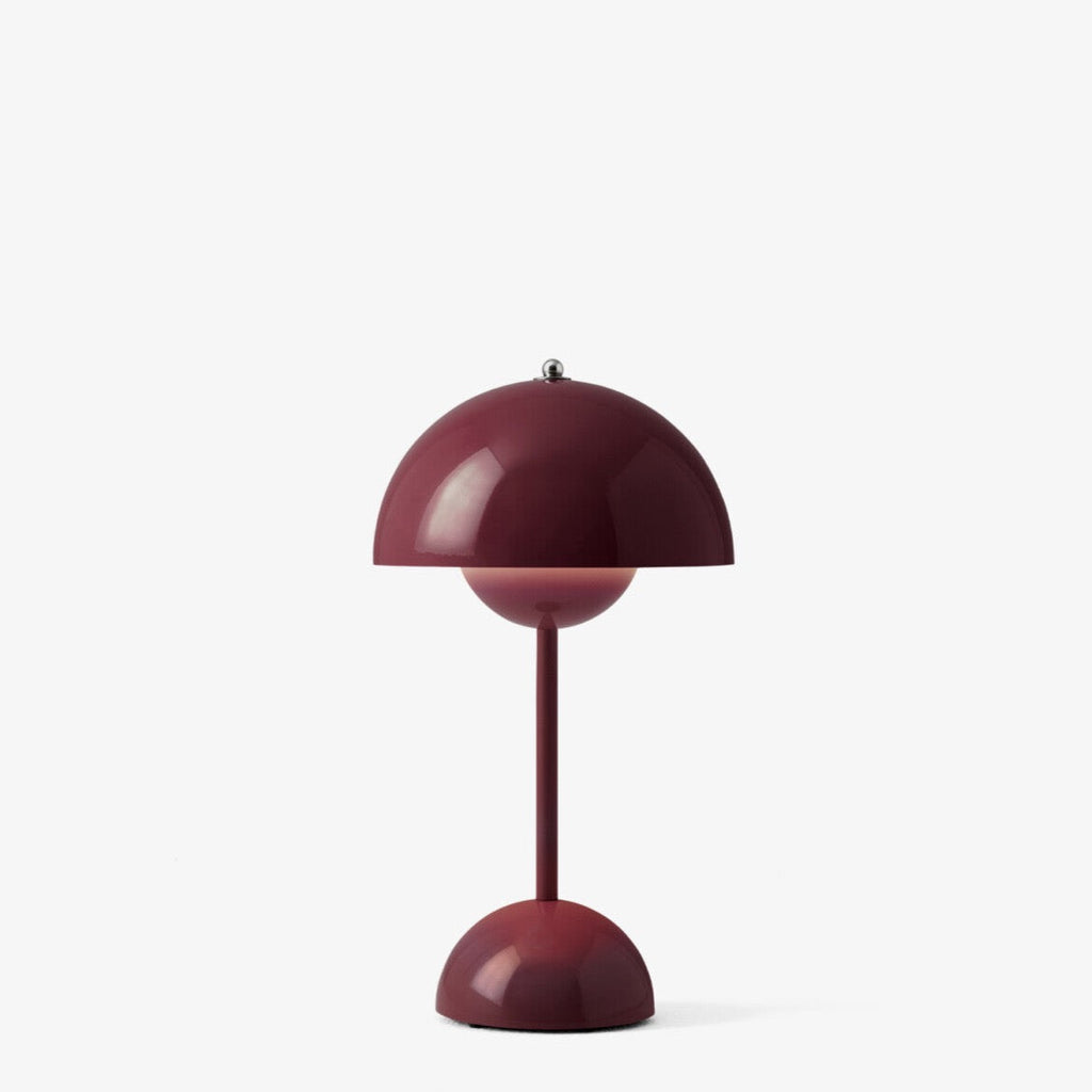 Petite lampe de table Flowerpot VP9 de Verner Panton - &Tradition-Dark Plum-The Woods Gallery