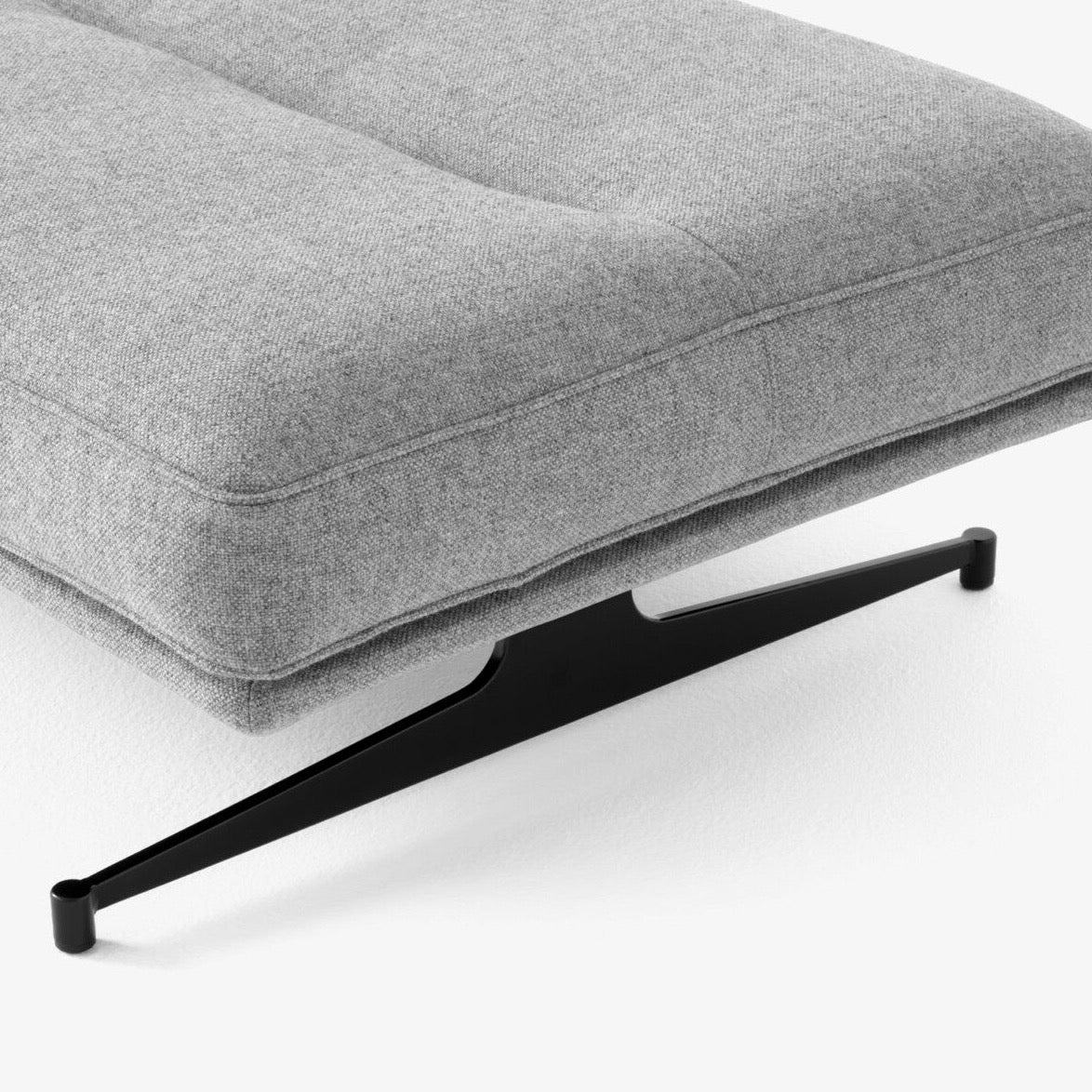 Pouf Invland AV32 par Anderssen & Voll - &Tradition-Cognac-The Woods Gallery