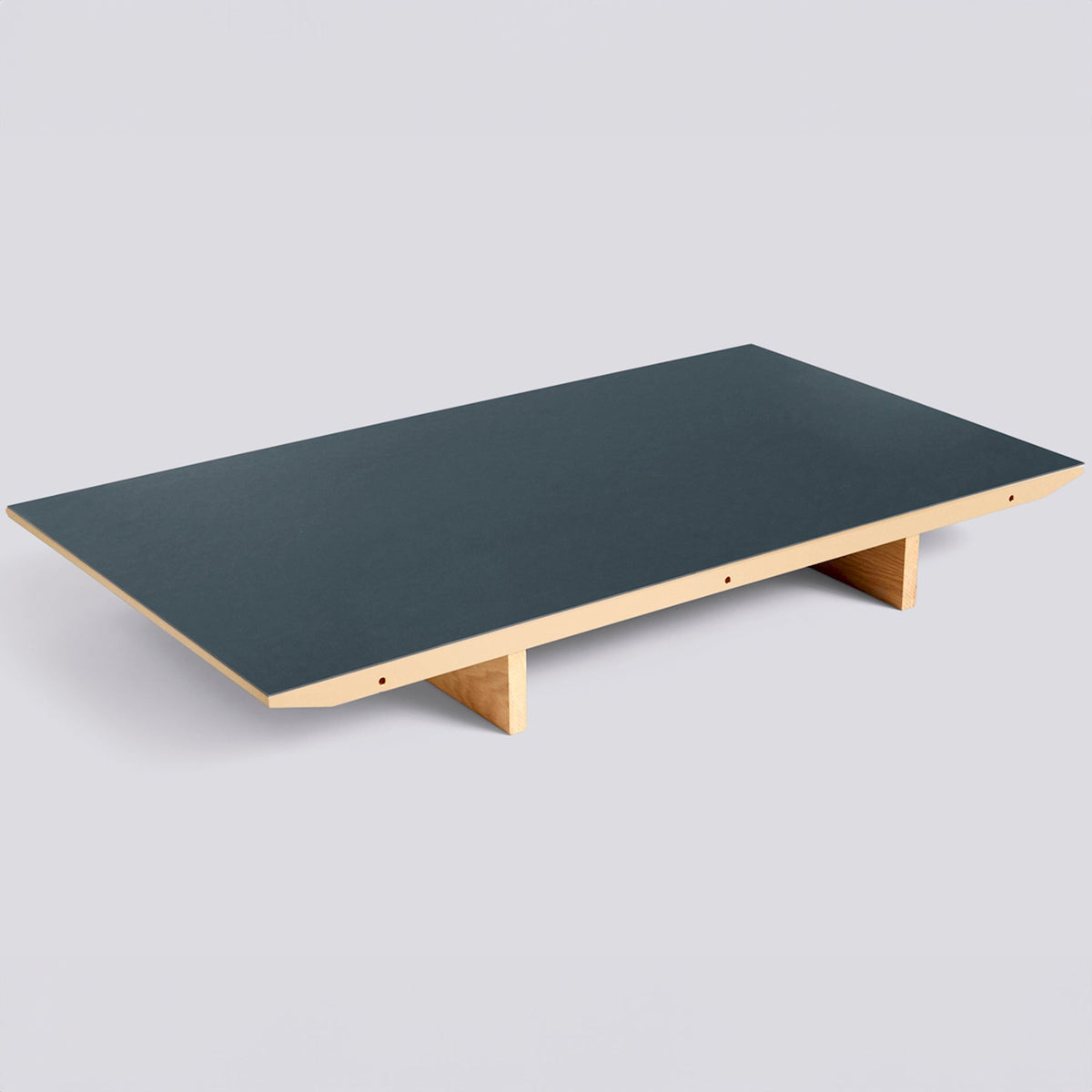 Rallonge pour table CPH 30 de Ronan et Erwan Bouroullec - Hay-50 x 90 cm (tables L 200 et L 250) - Chêne laqué, plateau linoléum bleu fumé-The Woods Gallery