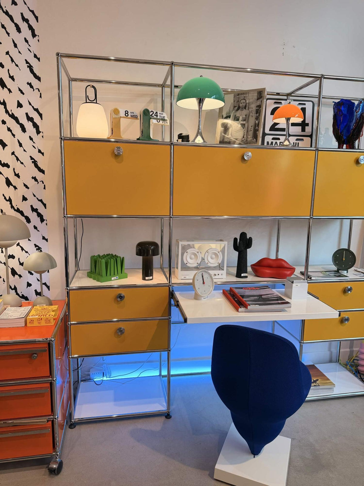 Rangement Home Office coloris Jaune Or et Blanc pur - USM Haller - Meuble d&