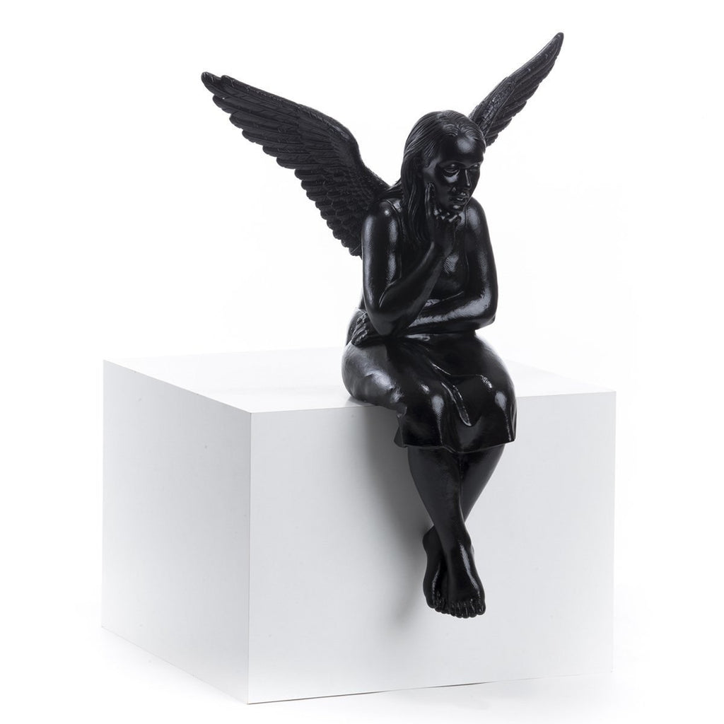 Sculpture Guardian Angel de Ottmar Hörl - Ange gardien-Noir-Unsigned-The Woods Gallery