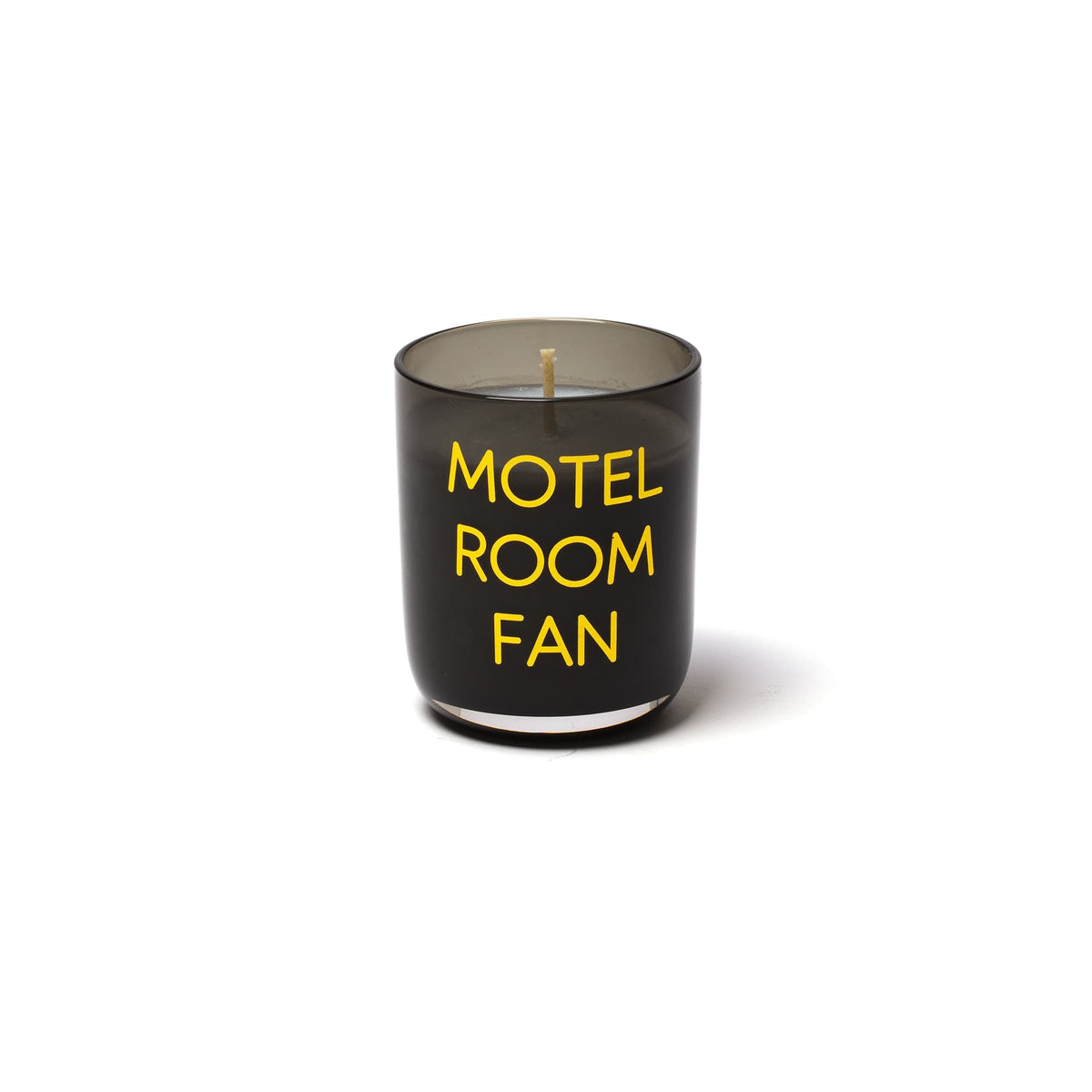Bougie parfumée Memories Motel Room Fan de Seletti-bougie en verre noir, nom du parfum imprimé en jaune-Seletti