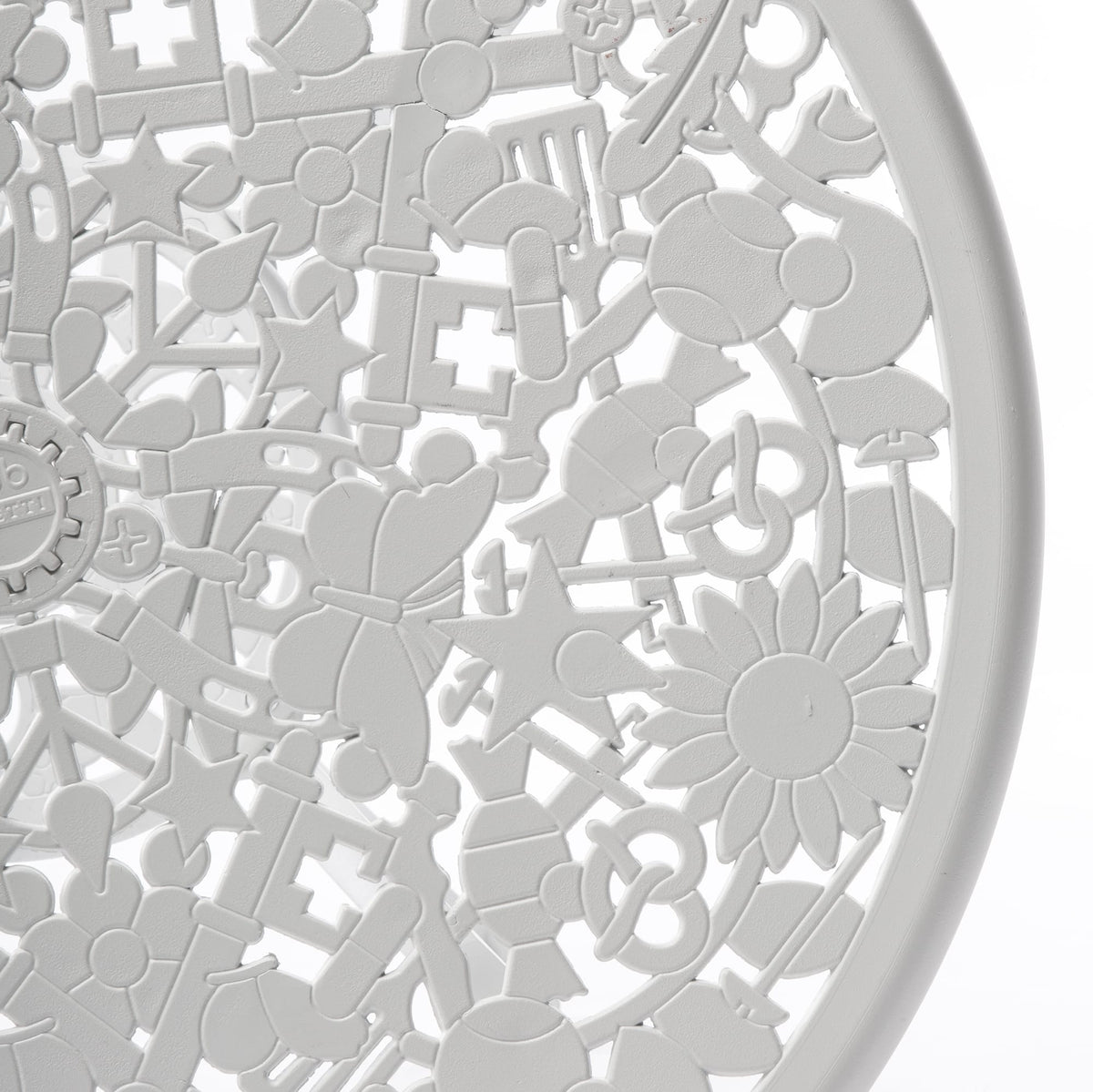 Table ronde Industry Collection de Studio Job - Seletti-Blanc-The Woods Gallery