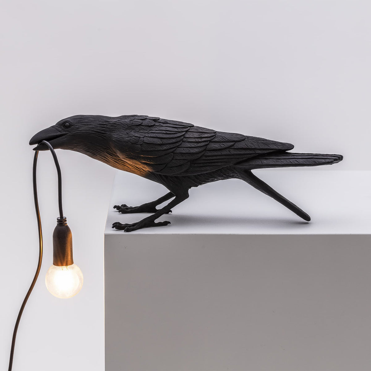 Lampe Bird Lamp Playing noire intérieur de Marcantonio - Seletti-vue 3-The Woods Gallery